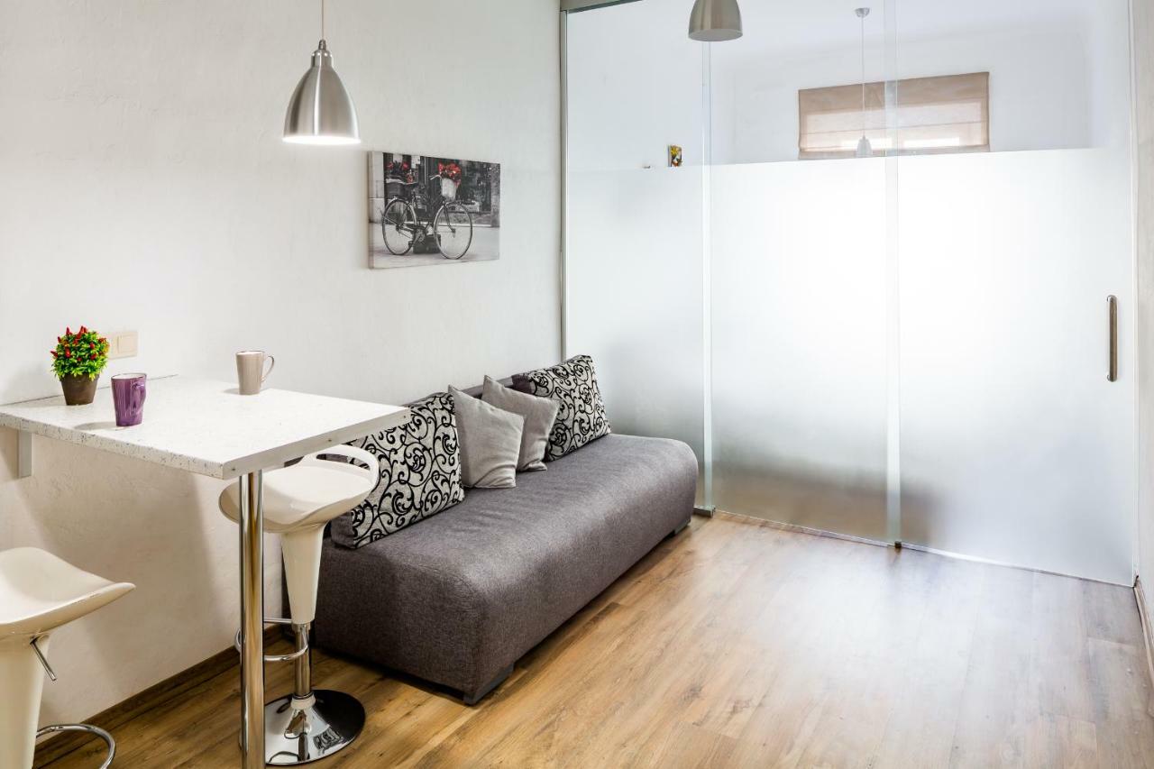 Romari Площа Ринок 29 Apartment Liov Exterior foto